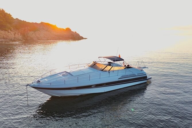 Saint Tropez Private Sunset Yacht Charter on 13m Motor Yacht